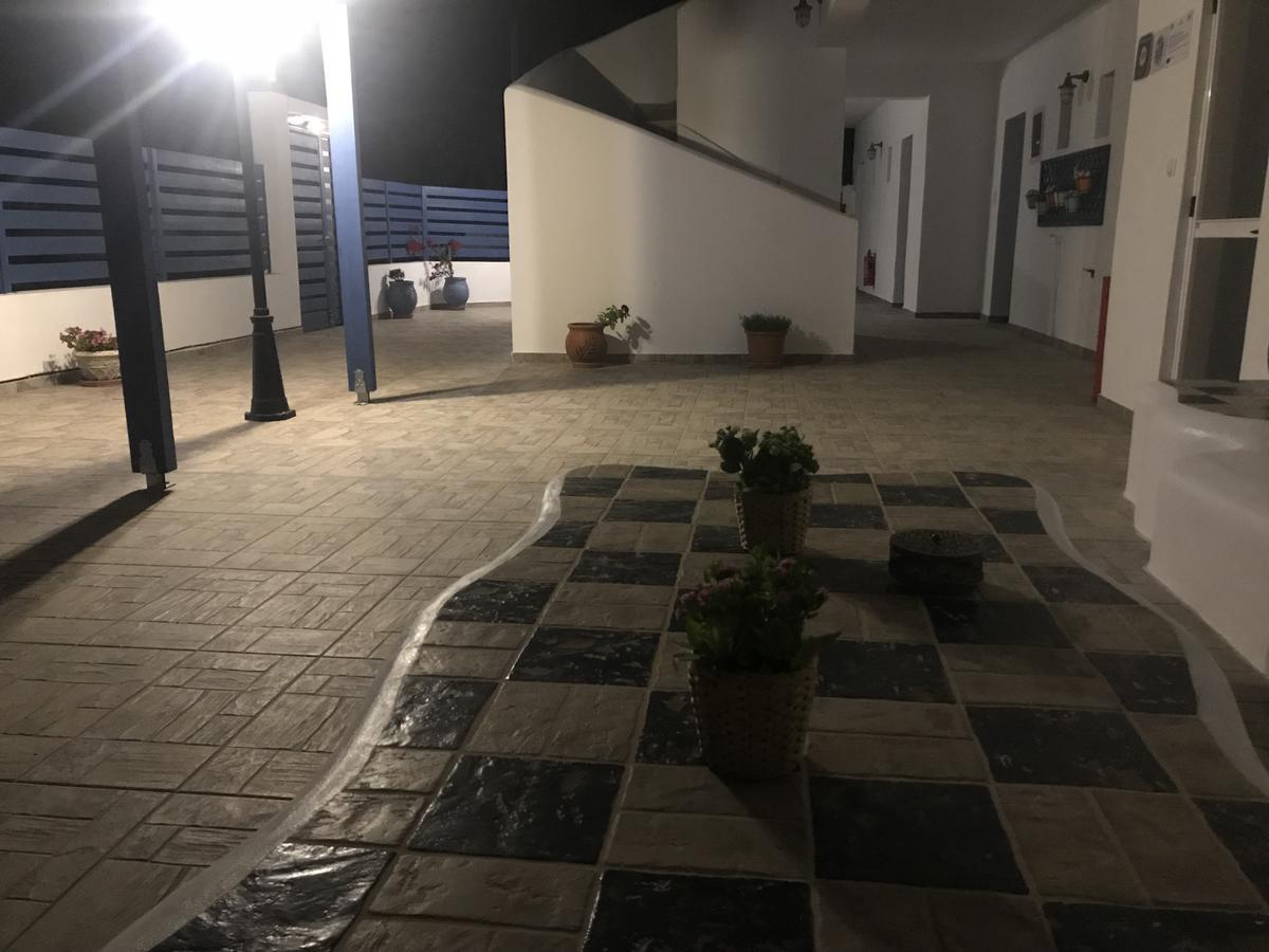 Dedes Apartment